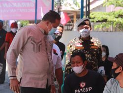 Wakil Walikota Bekasi Tinjau Pelaksanaan Vaksinasi di Kelurahan Kaliabang Tengah