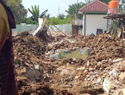 Kontraktor Tak Beri Uang Makan Pekerja,  Rehab Total Gedung SDN Karangraharja 03 Kabupaten Bekasi Terancam Ditinggalkan