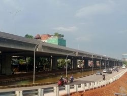 Pengerjaan Tol Becakayu di Jalan Ahmad Yani Kota Bekasi Berlanjut, Warga Diminta Ikuti Arahan Petugas