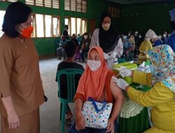 456 Warga Ikuti Vaksin Pfizer dan Sinovac di Puskesmas Wanasari