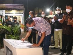 Tri Adhianto Resmikan Tugu Simpang Anam Bekasi Utara