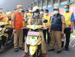 Wali Kota Bekasi Serahkan 12 Kendaraan “SI TARO” ke RSUD CAM