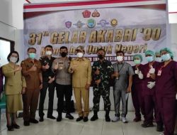 Wakil Bupati Taput Hadiri Serbuan Vaksinasi di SMAN 2 Siborong-borong