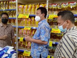 Kadisdagperin Kota Bekasi Pantau Penjualan Minyak Goreng
