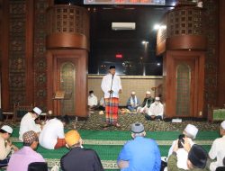 Tri Adhianto Bersama Forkopimda Kota Bekasi Hadiri Peringatan Nuzulul Qur’an di Masjid Agung Al Barkah