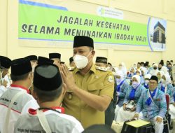 Tri Adhianto Lepas 410 Calon Jamaah Haji Kota Bekasi