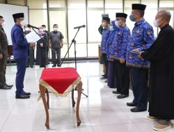 Dani Ramdan Lantik Empat Pejabat Fungsional Dokter dan Bidan RSUD Kabupaten Bekasi