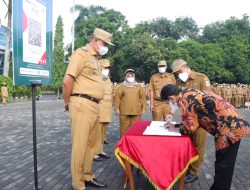 Tri Adhianto Tandatangani MoU antara Bank Syariah Patriot dengan Baznas Kota Bekasi
