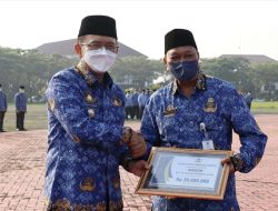 Pj Bupati Bekasi Minta ASN Follow Akun Diskominfosantik dan Prokopim