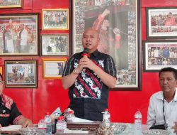 Bupati Taput Lepas Atlet ASKI Bertanding ke Luar Daerah