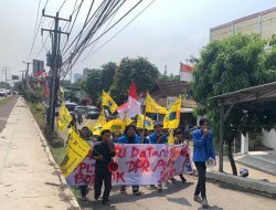 Pembahasan KUA PPAS Dinilai Kurang Berpihak ke Pesantren, PMII Geruduk Gedung DPRD Kota Bekasi