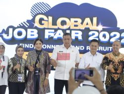 Tri Adhianto Imbau Pencaker Daftarkan Diri di Kegiatan Global Job Fair 2022 Kota Bekasi