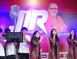 Peringati Hari Sumpah Pemuda, Anggota DPR RI Junimart Girsang Adakan Festival Vocal