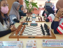 Atlet Catur Kabupaten Bekasi Sabet  2 Medali Emas dan 2 Perak