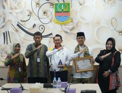 Raih Opini WTP 8 Kali Berturut turut, Pemkab Bekasi Diganjar Penghargaan