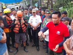 Wabup Humbahas Ikut Pencarian L Sihotang yang Diduga Hanyut di Sungai Simonggo