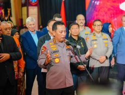 Datangkan Pengajar dari Inggris, Kapolri Komitmen Perbaiki Manajemen Kompetisi Sepak Bola