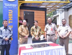 Pj Bupati Bekasi Dampingi Wamen ATR/BPN, Resmikan Pelayanan Drive Thru