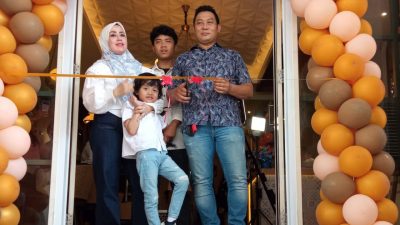 Ezra Family Restaurant and Coffee Shop Resmi Dibuka