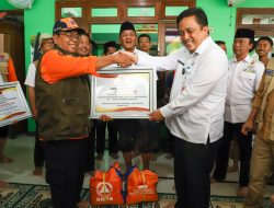 Pemkab Bekasi Tangani Korban Banjir, BNPB Berikan Bantuan Rp 350 Juta