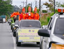 Piala Adipura Pemkab Humbahas Diarak Keliling Kecamatan