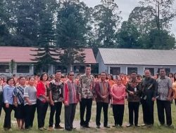 Kepala Dinas Pendidikan Humbahas Motivasi Siswa dan Guru di SMPN 1 Pollung