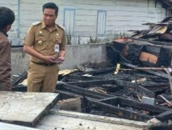 Wakil Bupati Humbahas Oloan P Nababan Kunjungi Warga Korban Kebakaran