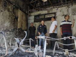 Tinjau Kebakaran Gedung Disdik, Pj Bupati Bekasi Minta Semua Gedung Pemda Cek Sistem Proteksi Kebakaran