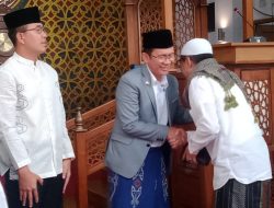 Sholat Idul Adha di Masjid Nurul Hikmah, Pj Bupati Bekasi Ajak Masyarakat Tingkatkan Jiwa Sosial