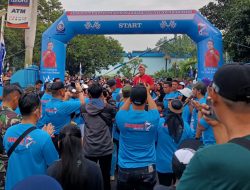 Plt Wali Kota Bekasi Lepas Peserta Gerak Jalan Santai HUT ke-17 Perumda Tirta Patriot