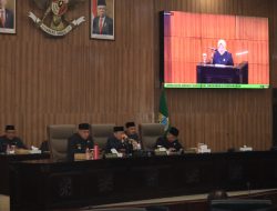 Plt Wali Kota Bekasi Hadiri Rapat Paripurna Penetapan Perda Tentang Pelaksanaan APBD