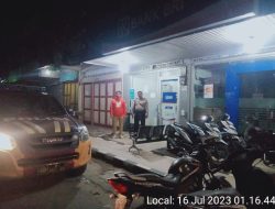 Propam Polres Toba Cek Personil Pada Apel Patroli “Blue Light”