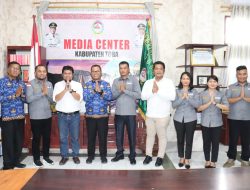Bupati Toba Berharap Bawaslu Bekerja Profesional