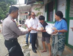 Polres Toba Bantu Disabilitas, Lansia dan Warga Kurang Mampu