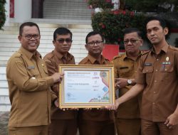 ASN ke Arah Revolusi Mental, Pemkab Toba Terima BKN Award 2023