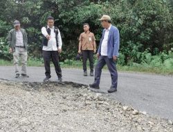 Bupati Humbahas Tinjau Pembangunan Jalan Doloksanggul-Parlilitan