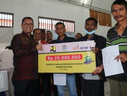 “Raja Miak” Tahan Sibarani, Bupati Toba dan Trimedya Bantu Warga Habinsaran dan Borbor