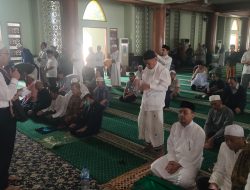 Pemkot Bekasi Shalat Ghaib Untuk Muslim Palestina di Masjid Agung Al Barkah