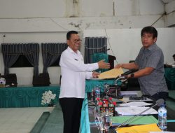 Bupati Toba Berikan Jawaban Atas Sejumlah Pandangan Fraksi DPRD