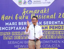 Jalan Sehat Bersama TPPK, Pj Bupati Bekasi Ajak Seluruh Guru Cegah Kekerasan di Sekolah