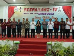Bupati Toba Ajak Peserta Pesparawi Sampaikan Pesan Rohani Lewat Lagu