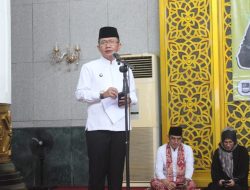 Pj Bupati Bekasi  Ajak Umat Islam Maksimalkan Amalan Ibadah di Bulan Suci Ramadan