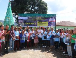 Bupati Toba Senam Bersama 50 Lansia di Kantor Kecamatan Pintupohan Meranti   : I Love You Lansia