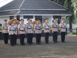 Kenang Jasa Pahlawan Jelang HUT Bhayangkara ke-78, Polres Metro Bekasi Kota Ziarah dan Tabur Bunga di TMP Bulak Kapal