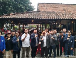 Ngopi Bareng Mahasiswa, Heri Koswara Bahas Peningkatan Indeks Pembangunan Pemuda