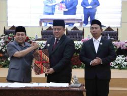 Pemkab Bekasi dan DPRD Tandatangani Nota Kesepakatan Bersama KUA PPAS Tahun 2025