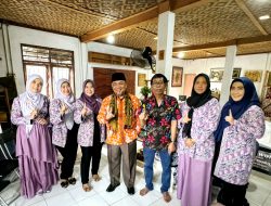 Peringatan Hari Batik Nasional, Bang Heri Koswara Apresiasi Pengrajin Batik Bekasi