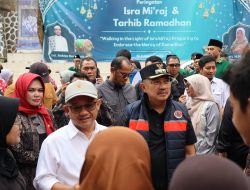 Mendikdasmen RI dan Wakil Wali Kota Bekasi Tinjau Sekolah Terdampak Banjir