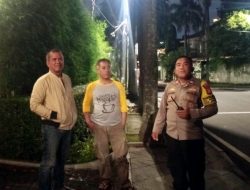 Bhabinkamtibmas Gondangdia Patroli Rumah Kosong yang Ditinggal Mudik Penghuninya