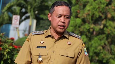 Tri Adhianto Imbau Warga Terkait Kehebohan Rekam Retina Mata Berhadiah Uang di Kota Bekasi